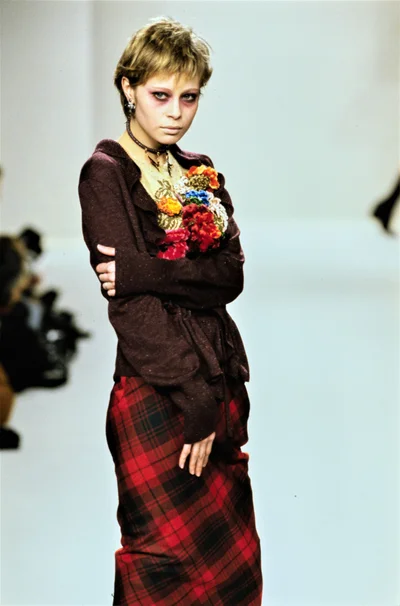 Look 18